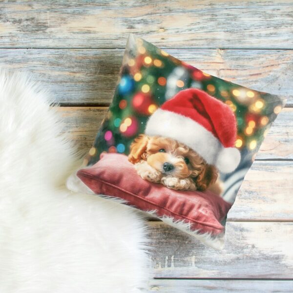 Świąteczna Poduszka Welwetowa Szczeniak Maltipoo / Pudelek – Prezent na Mikołajki i Święta